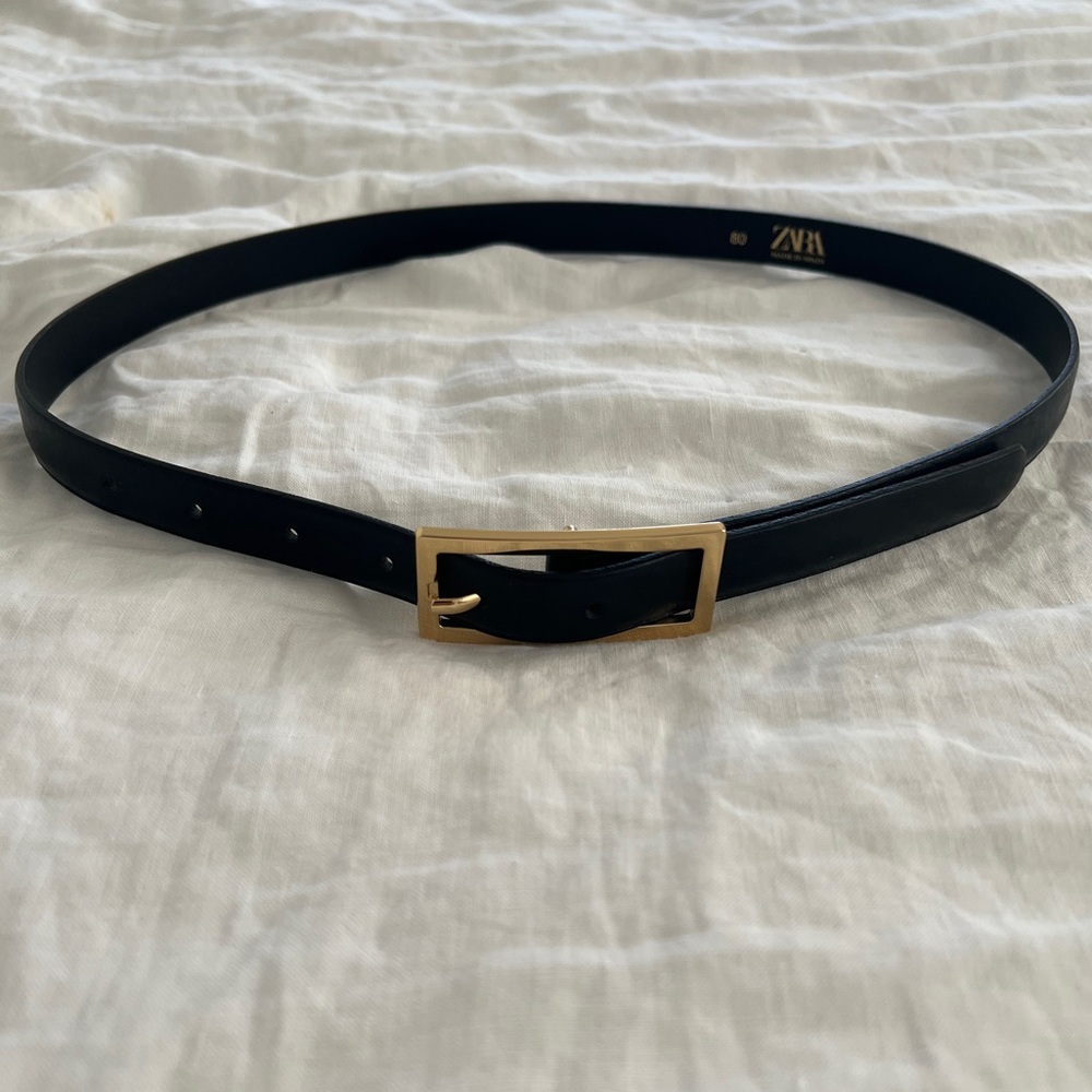 NWOT Zara leather belt with gold rectangle buckle